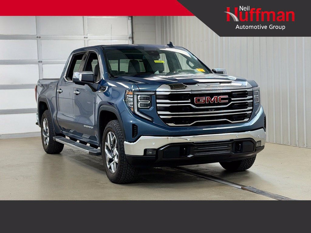Used 2024 GMC Sierra 1500 SLT w/ SLT Premium Plus Package AWD/4WD image 1