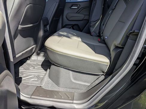 New 2025 Chevrolet Colorado ZR2 w/ ZR2 Bison Edition image 27