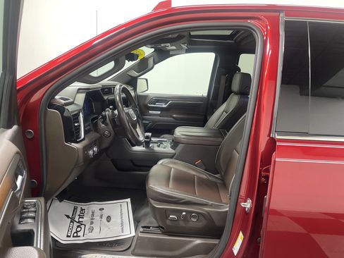 Used 2024 GMC Sierra 1500 Denali AWD/4WD image 10