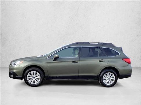 Used 2015 Subaru Outback 2.5i Premium image 2
