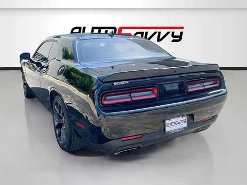 Used 2022 Dodge Challenger R/T w/ Plus Package RWD image 5