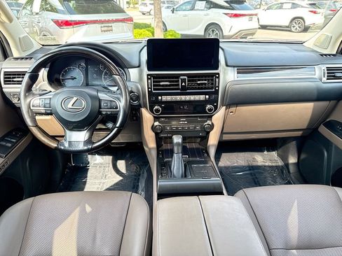 Used 2022 Lexus GX 460 Premium w/ Premium Package AWD/4WD image 24