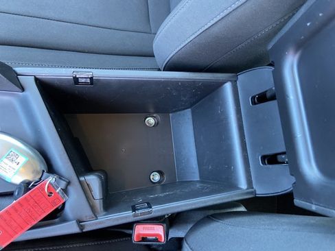 Used 2024 Hyundai Elantra SEL FWD image 44