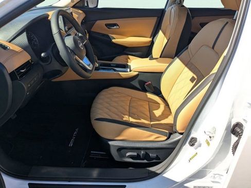 New 2025 Nissan Sentra SV w/ SV Premium Package FWD image 14