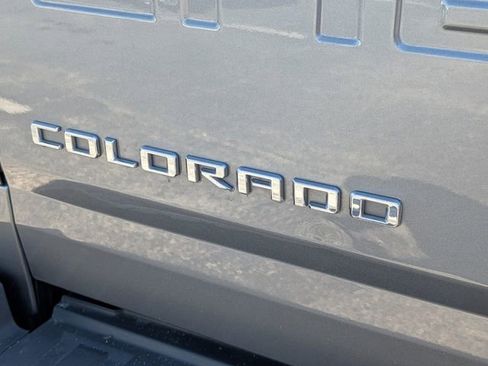 Used 2022 Chevrolet Colorado LT image 14