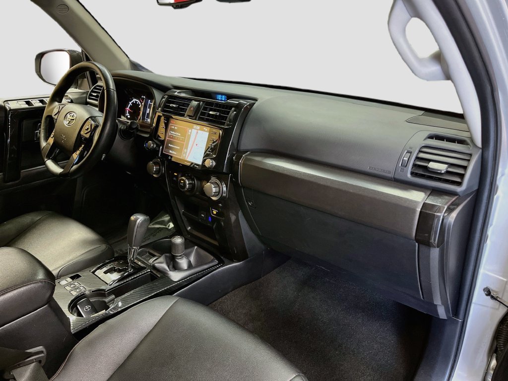 Used 2021 Toyota 4Runner Venture w/ Moonroof Package AWD/4WD image 30