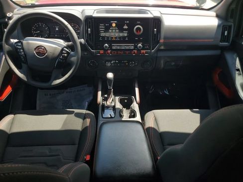 Used 2025 Nissan Frontier PRO-4X AWD/4WD image 16