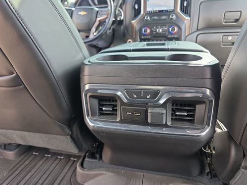 Used 2019 Chevrolet Silverado 1500 High Country w/ Technology Package image 32