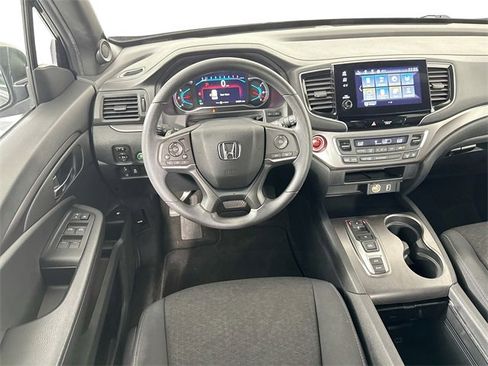 Used 2021 Honda Passport Sport image 10