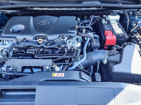 Used 2022 Toyota Camry LE FWD image 21