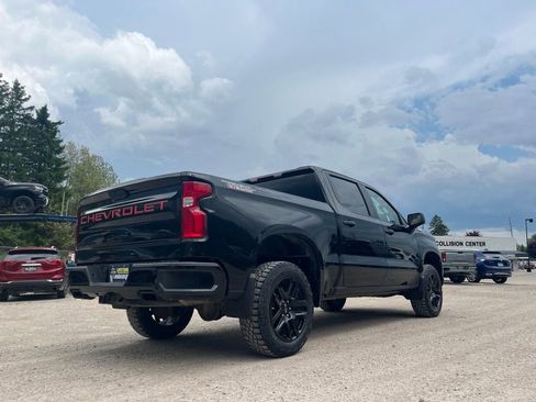Used 2021 Chevrolet Silverado 1500 Custom Trail Boss w/ Midnight Edition AWD/4WD image 7