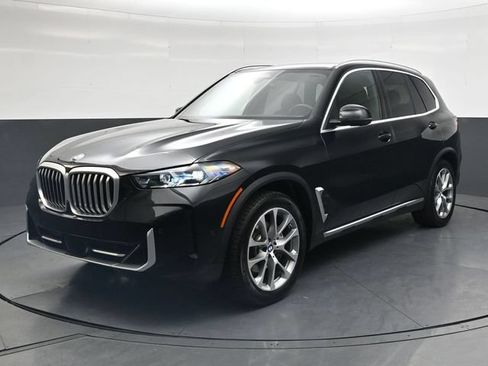 Used 2024 BMW X5 xDrive40i w/ Premium Package AWD/4WD image 10