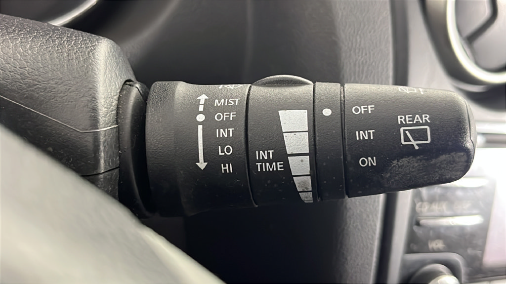 Used 2013 Nissan Rogue S w/ Special Edition Pkg AWD/4WD image 29