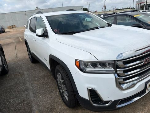 Used 2023 GMC Acadia SLT FWD image 6
