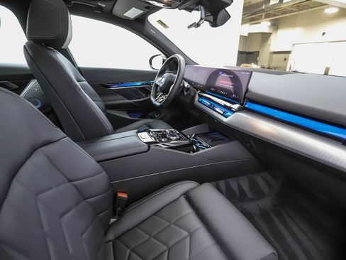 Certified 2024 BMW i5 M60 w/ Premium Package AWD/4WD image 30