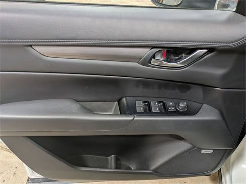 Used 2018 MAZDA CX-5 Touring w/ Preferred Equipment Package image 15