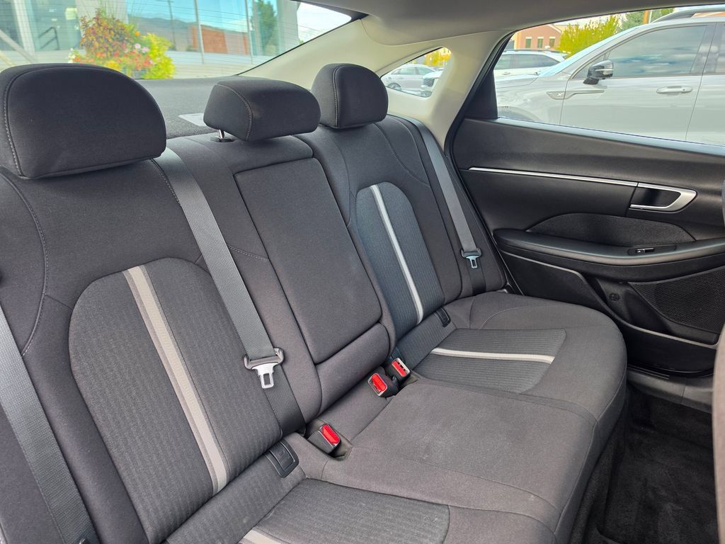 Used 2024 Hyundai Sonata SEL FWD image 12