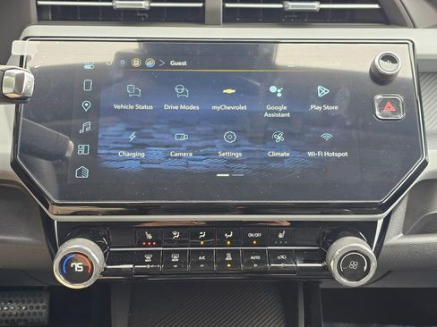 New 2027 Chevrolet Bolt LT w/ Comfort Package FWD image 28