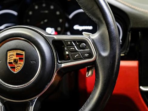 Used 2019 Porsche Cayenne AWD/4WD image 23