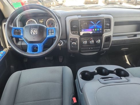 Used 2017 RAM 1500 Express image 17