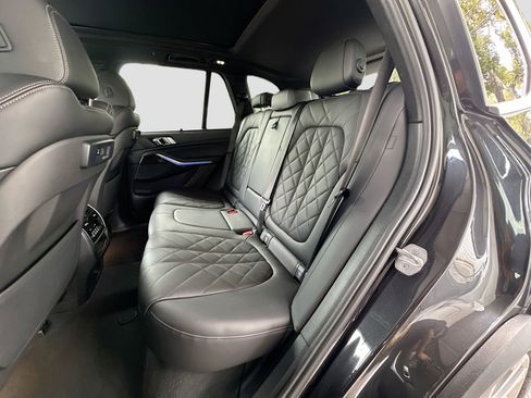 Certified 2023 BMW X5 sDrive40i w/ Executive Package image 25