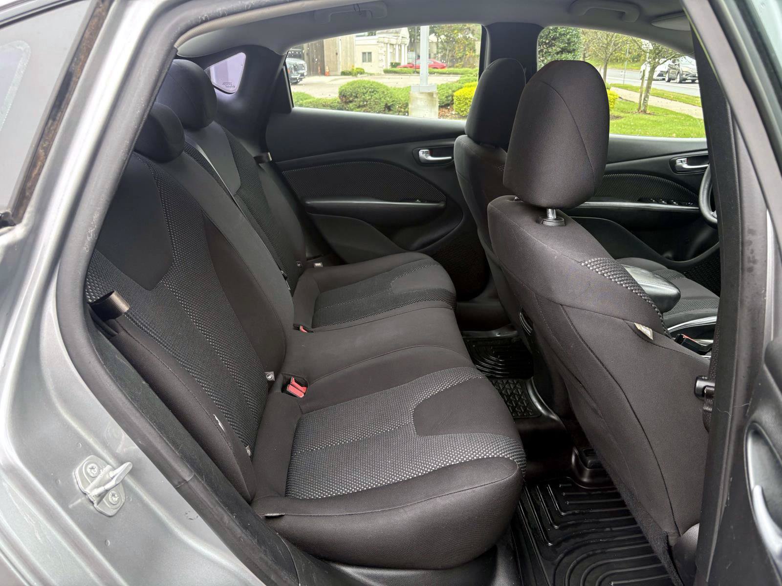 Used 2015 Dodge Dart SE w/ Convenience Group FWD image 25