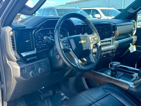 Certified 2023 Chevrolet Silverado 1500 High Country w/ High Country Premium Package image 15