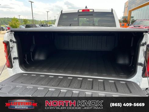 New 2026 RAM 1500 Big Horn AWD/4WD image 18