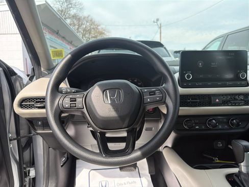 Used 2023 Honda HR-V LX image 19