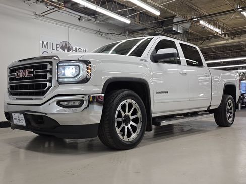 Used 2017 GMC Sierra 1500 SLE w/ Suspension Package, Off-Road AWD/4WD image 15