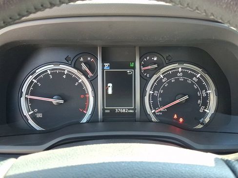 Used 2024 Toyota 4Runner TRD Off-Road Premium w/ TRD Black Wheel Package (TMS) AWD/4WD image 23