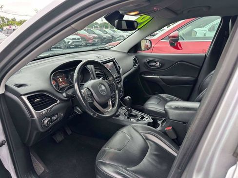 Used 2019 Jeep Cherokee Limited AWD/4WD image 15