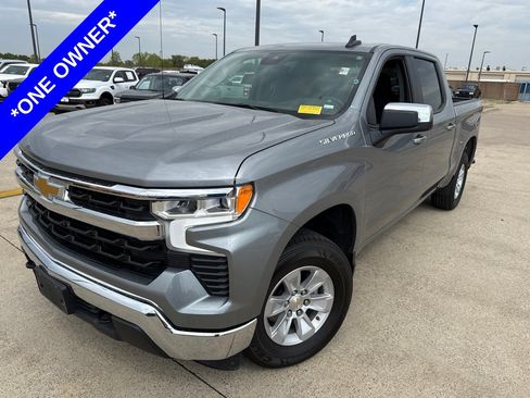 Used 2025 Chevrolet Silverado 1500 LT AWD/4WD image 1