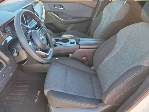 Used 2022 Nissan Rogue SV AWD/4WD image 9