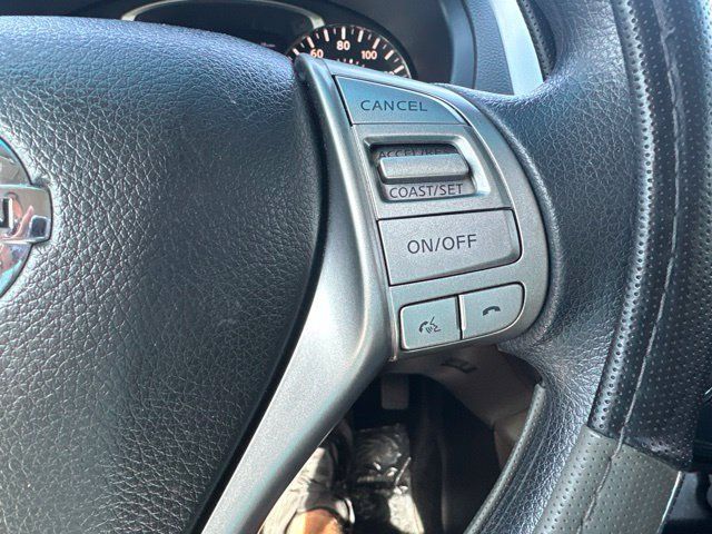 Used 2015 Nissan Altima 2.5 S w/ Sport Value Package FWD image 17