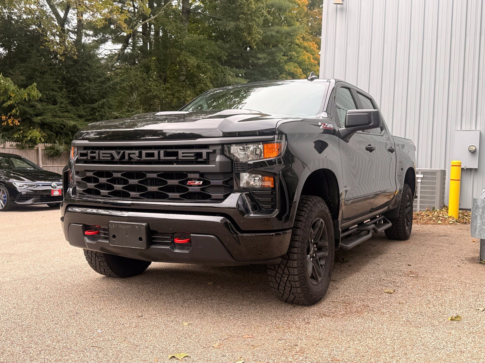 Used 2026 Chevrolet Silverado 1500 Custom Trail Boss AWD/4WD image 3