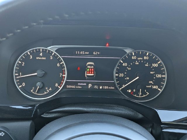 Used 2024 Nissan Pathfinder SV FWD image 24