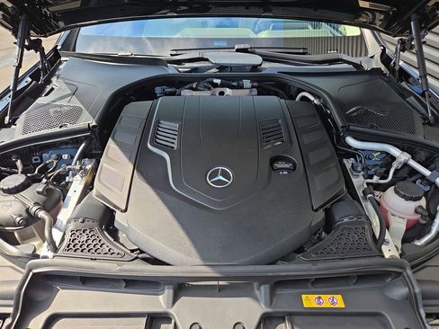 Used 2022 Mercedes-Benz Maybach S 580 4MATIC image 34