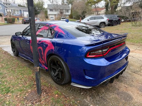 Used 2018 Dodge Charger SRT Hellcat w/ Harman/Kardon Audio Group image 10