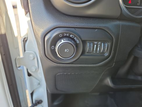 Used 2019 Jeep Wrangler Unlimited Sport S AWD/4WD image 30