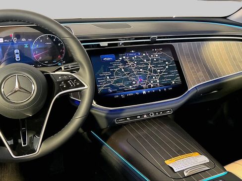 New 2027 Mercedes-Benz E 450 4MATIC Sedan image 8