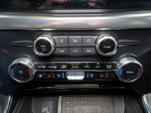 Used 2023 Ford F150 Lariat w/ Equipment Group 502A High image 25