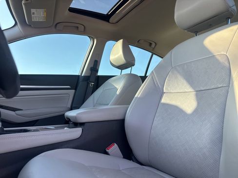 Certified 2023 Nissan Altima 2.5 SL FWD image 36