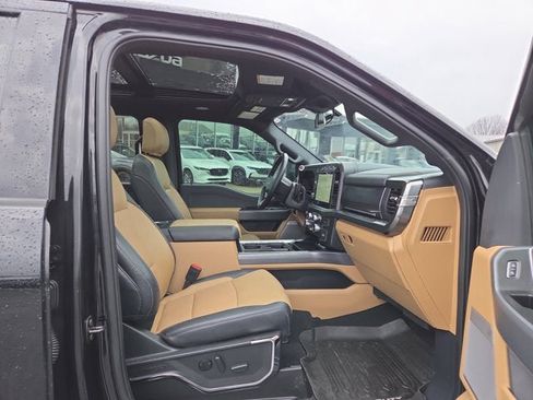 Used 2024 Ford F250 Lariat w/ Lariat Ultimate Package image 16