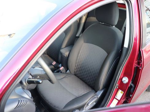 Used 2024 Mitsubishi Mirage ES FWD image 11