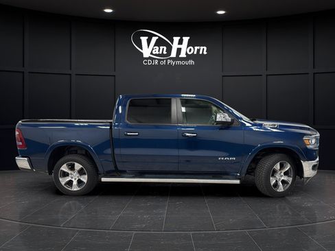 Used 2019 RAM 1500 Laramie AWD/4WD image 2