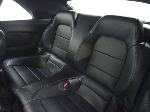 Used 2017 Ford Mustang Premium image 19
