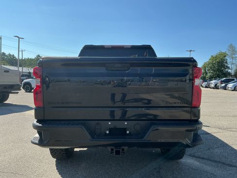 Certified 2024 Chevrolet Silverado 1500 Custom Trail Boss AWD/4WD image 4