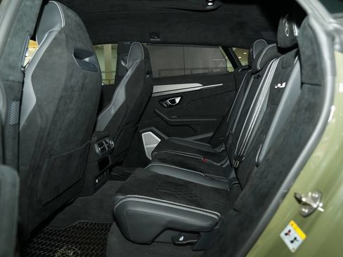 Used 2023 Lamborghini Urus Performante AWD/4WD image 61