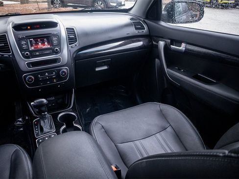 Used 2015 Kia Sorento EX image 22